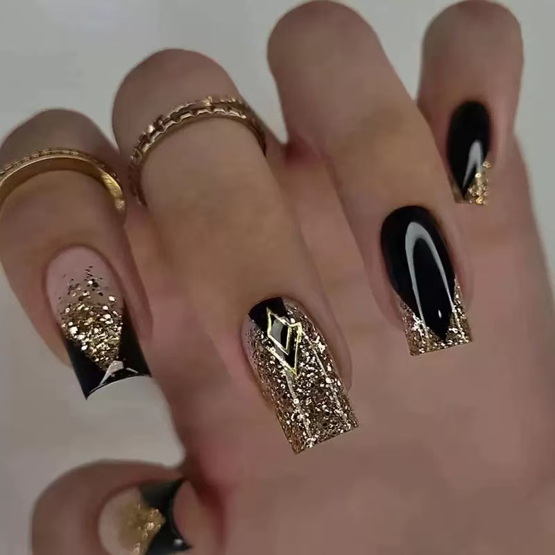 Nail Art French Nails - Oferta Imperdível: Kit de Unhas Femininas